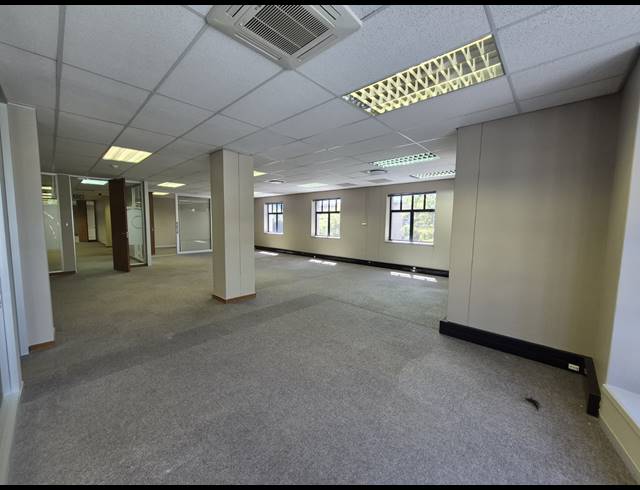 514M² OFFICE TO LET IN SANDTON CENTRAL